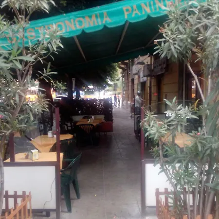 Stazione Bed and breakfast 2*