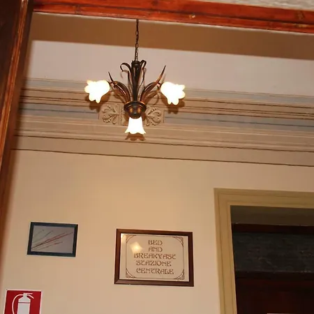 Alojamento de Acomodação e Pequeno-almoço Stazione